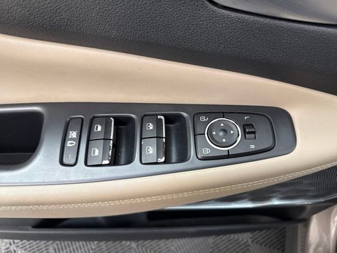 Used 2020 Hyundai Santa Fe Limited AWD/4WD image 14