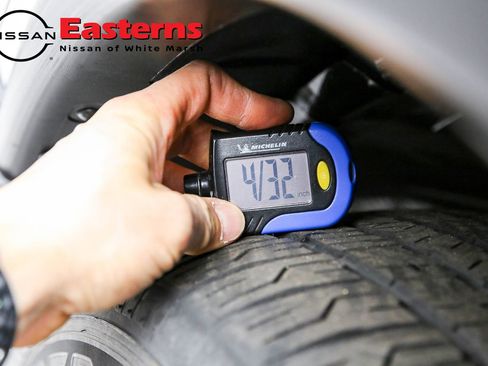 Used 2023 Nissan Rogue SL w/ SL Premium Package image 30