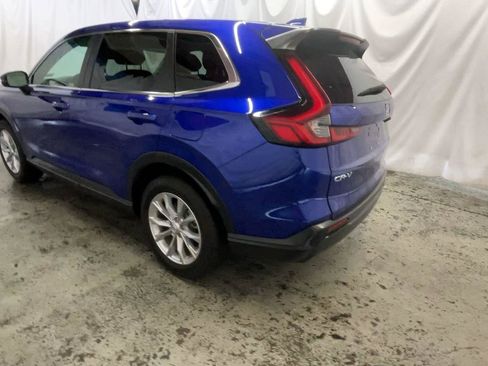 Certified 2024 Honda CR-V EX image 9