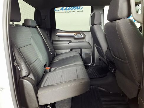 Used 2022 Chevrolet Silverado 1500 LT RWD image 11