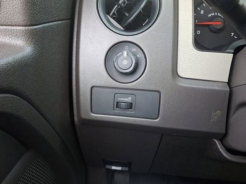 Used 2009 Ford F150 XL RWD image 24