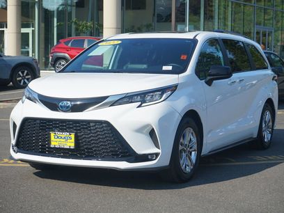Used 2022 Toyota Sienna XSE w/ XSE Plus Package