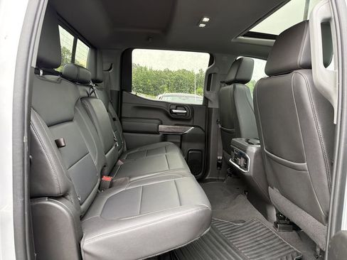 Used 2021 Chevrolet Silverado 1500 LTZ w/ LTZ Premium Package AWD/4WD image 15