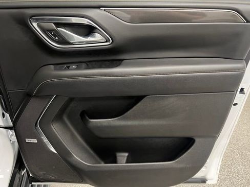 Used 2024 GMC Yukon XL AT4 w/ AT4 Premium Package image 48