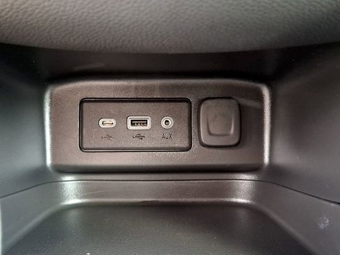 Certified 2023 Chevrolet Equinox LT FWD image 23