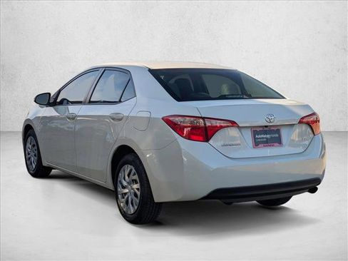 Used 2019 Toyota Corolla LE image 8