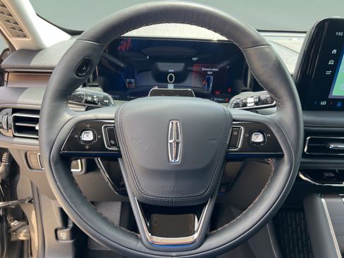 New 2025 Lincoln Aviator Reserve w/ Illumination Package RWD image 10