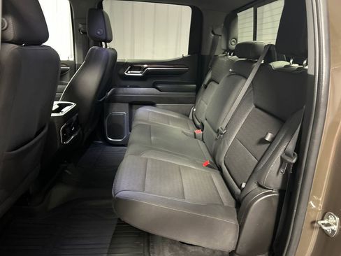 Used 2024 GMC Sierra 1500 Elevation w/ Preferred Package AWD/4WD image 23