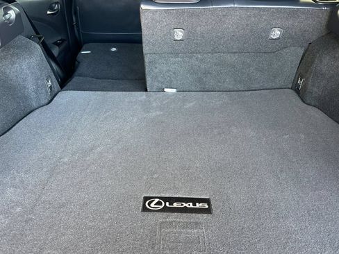Certified 2024 Lexus UX 250h FWD image 12