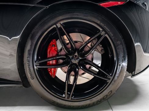 Used 2019 McLaren 570S Coupe RWD image 43