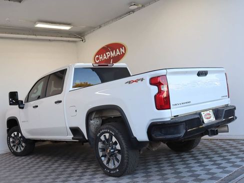Used 2024 Chevrolet Silverado 2500 Custom w/ Custom Value Package AWD/4WD image 3