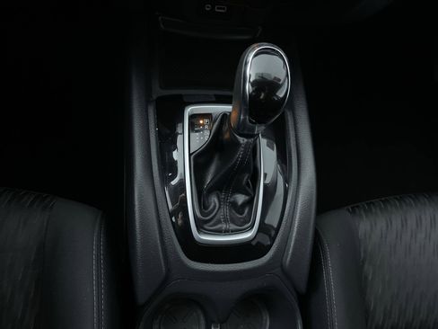 Certified 2018 Nissan Rogue S image 20