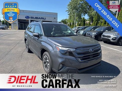 Used 2026 Subaru Forester Premium AWD/4WD image 1