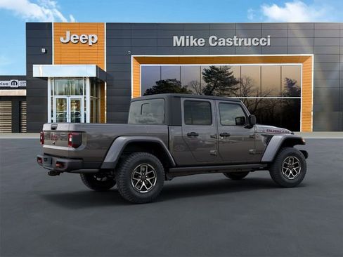 New 2026 Jeep Gladiator Rubicon w/ Steel Power Dome Hood Package AWD/4WD image 5
