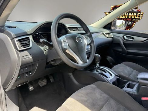 Used 2016 Nissan Rogue S AWD/4WD image 17