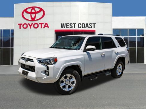 Used 2024 Toyota 4Runner SR5 Premium AWD/4WD image 1