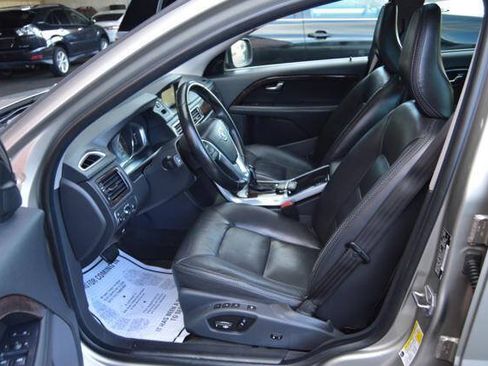 Used 2016 Volvo XC70 T5 Premier w/ Proximity Package FWD image 45