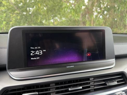 Used 2022 Kia Telluride LX AWD/4WD image 19