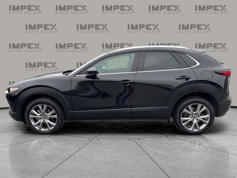 Used 2023 MAZDA CX-30 AWD 2.5 S w/ Premium Package image 2