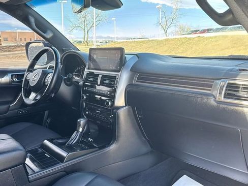 Used 2023 Lexus GX 460 Premium image 26