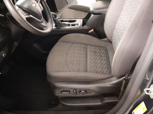 Used 2022 Chevrolet Equinox LT FWD image 10