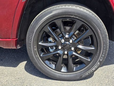 Used 2022 Jeep Grand Cherokee Laredo X AWD/4WD image 10