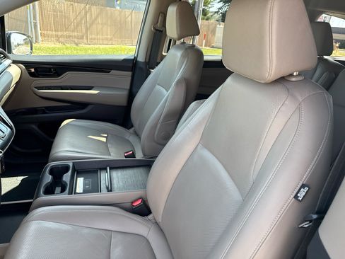 Used 2018 Honda Odyssey Elite image 38