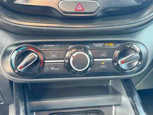 Used 2021 Kia Soul S image 16