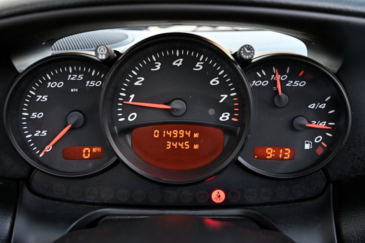 Used 2003 Porsche Boxster RWD image 24