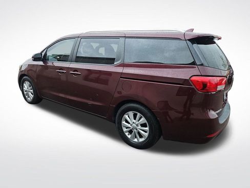 Used 2018 Kia Sedona LX w/ LX Essentials Premium Package FWD image 6