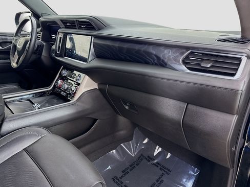 Used 2022 GMC Yukon Denali AWD/4WD image 31