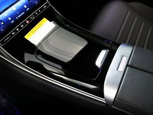 Used 2025 Mercedes-Benz GLC 350e 4MATIC w/ AMG Line image 26