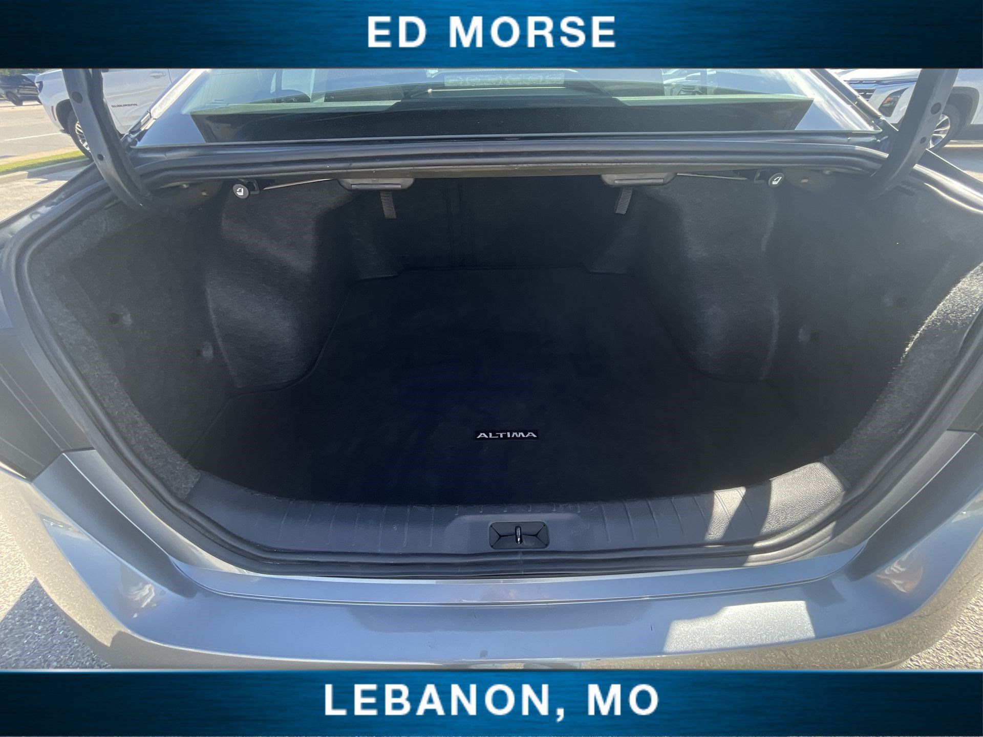 Used 2025 Nissan Altima 2.5 SV FWD image 24