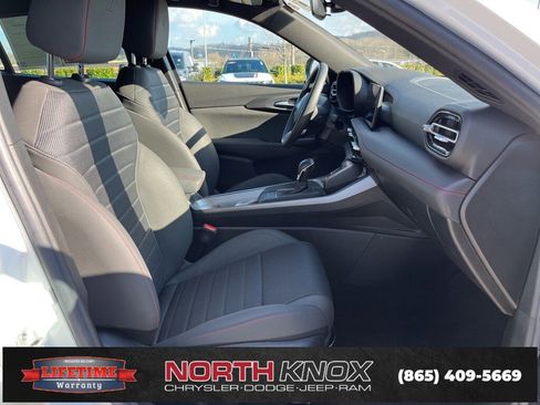 Used 2024 Dodge Hornet GT image 25