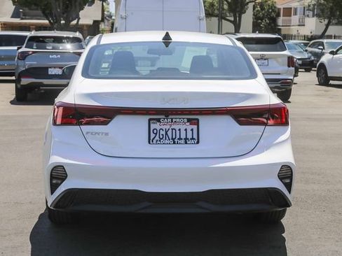 Certified 2023 Kia Forte LXS FWD image 9