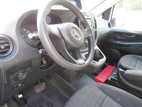 Used 2019 Mercedes-Benz Metris image 13