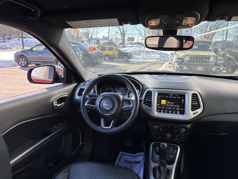 Used 2021 Jeep Compass Latitude image 34