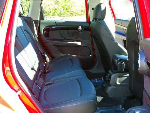 Used 2021 MINI Cooper Countryman S w/ Storage Package image 16