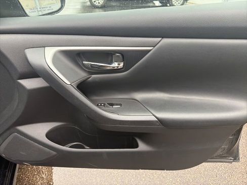 Used 2018 Nissan Altima 2.5 SV image 35