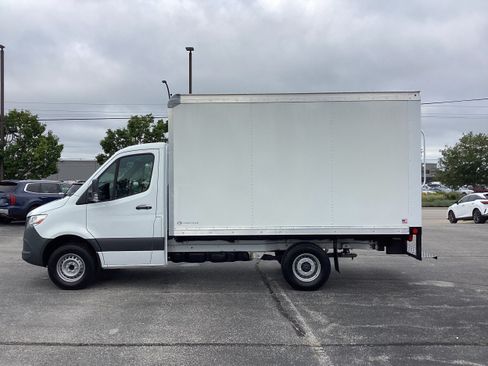 Used 2024 Mercedes-Benz Sprinter 3500 image 5