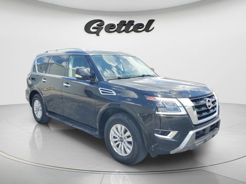 Used 2024 Nissan Armada SV AWD/4WD image 3
