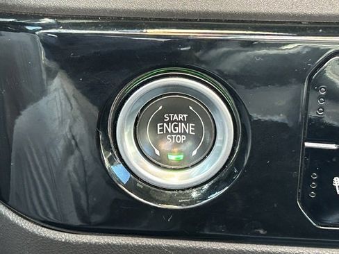 Used 2022 GMC Sierra 1500 Elevation image 26