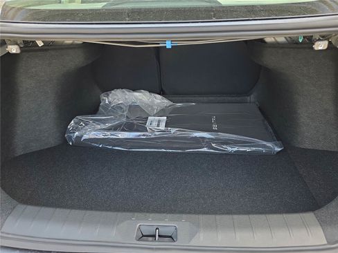 New 2026 Nissan Sentra SV w/ SV Convenience Package FWD image 38