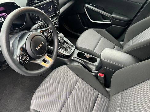 Used 2024 Kia Soul LX w/ Option Group 015 image 11