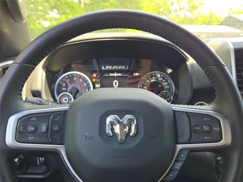 Used 2023 RAM 1500 Big Horn AWD/4WD image 37