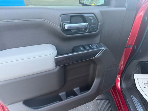 Used 2022 Chevrolet Silverado 1500 LTZ w/ Z71 Off-Road Package image 13