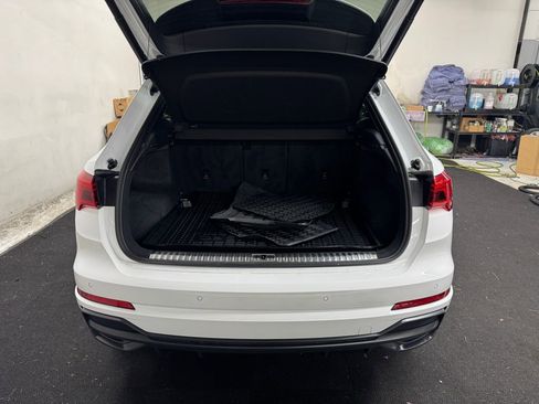 Used 2022 Audi Q3 2.0T Premium w/ Convenience Package image 6