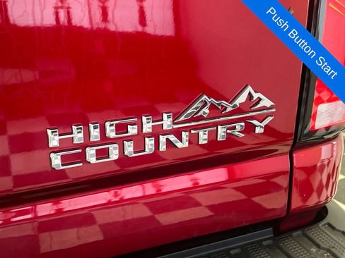 Used 2024 Chevrolet Silverado 2500 High Country w/ Technology Package image 19