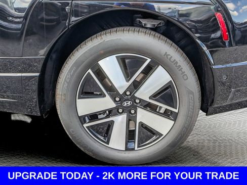 New 2026 Hyundai Ioniq 9 SEL image 10