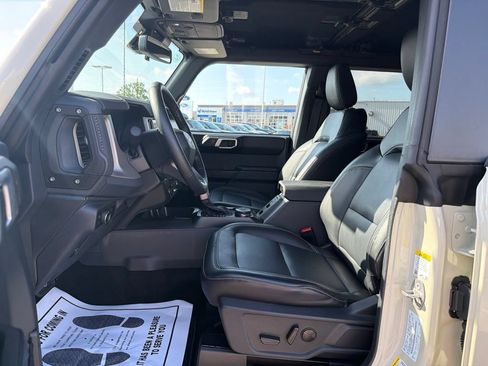 Used 2025 Ford Bronco Outer Banks AWD/4WD image 20